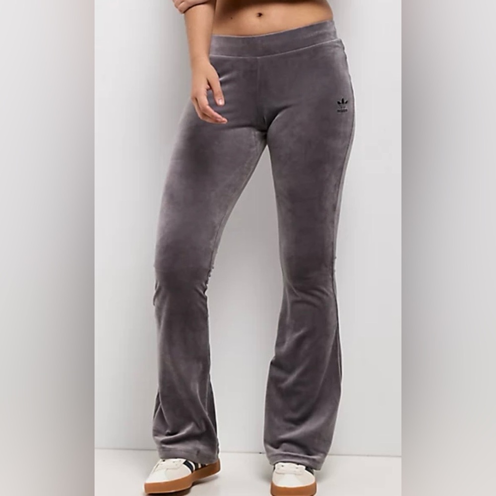 GAP velour Women's Gray Pants